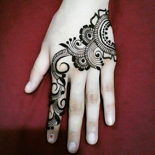 Henna For Wedding Back Hand Mehndi Simple