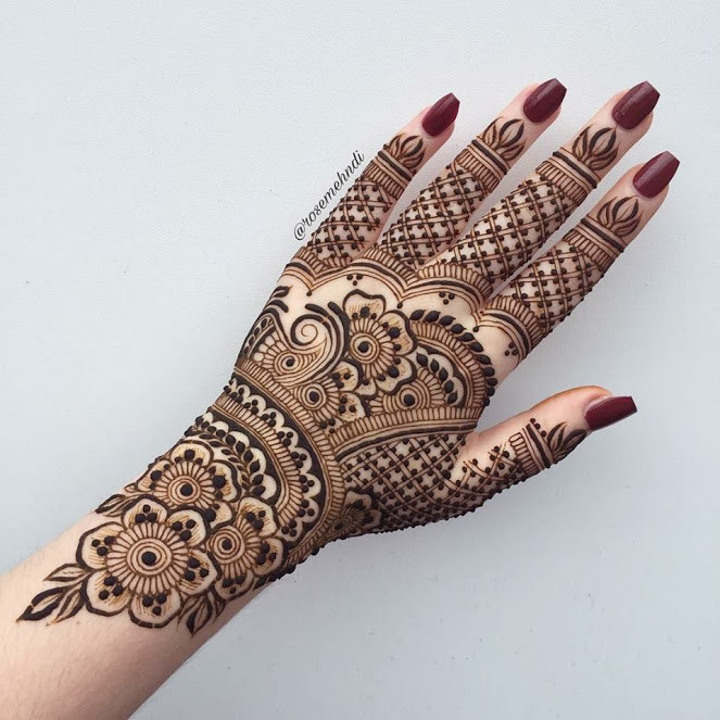 35+Beautiful and Easy Eid Festival Mehndi Designs for Girls - Sensod