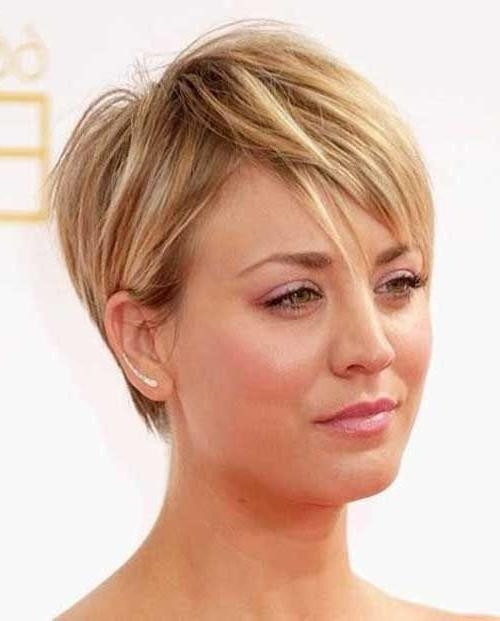 37+ Classy Hairstyles for Women Over 40s - Sensod